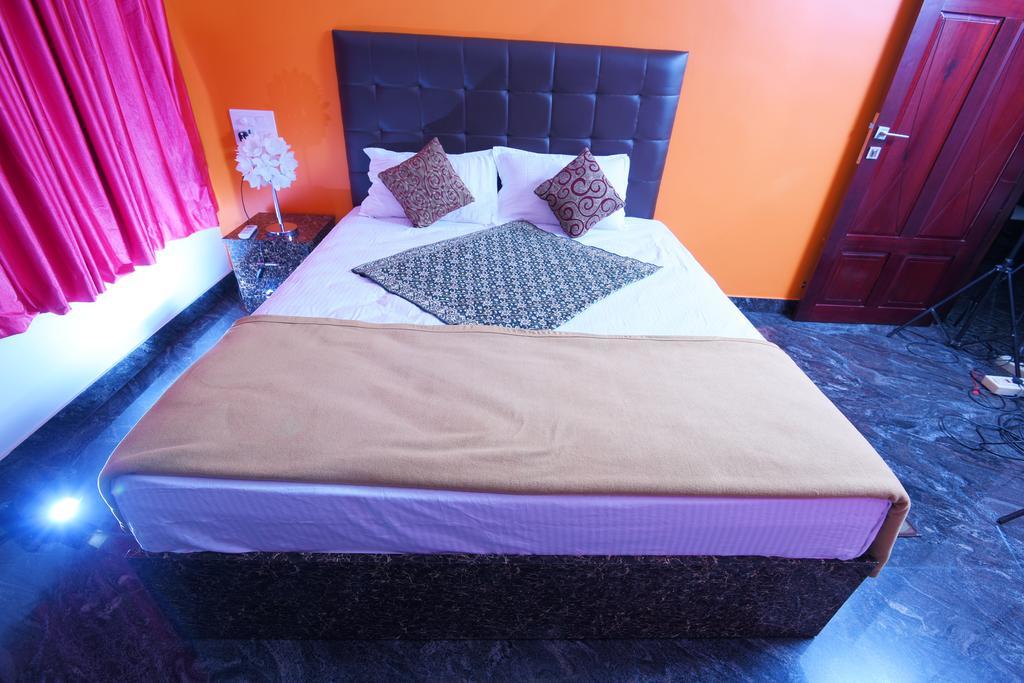 Beersheba Three Bed Room A/C Apartments Thiruvananthapuram Εξωτερικό φωτογραφία