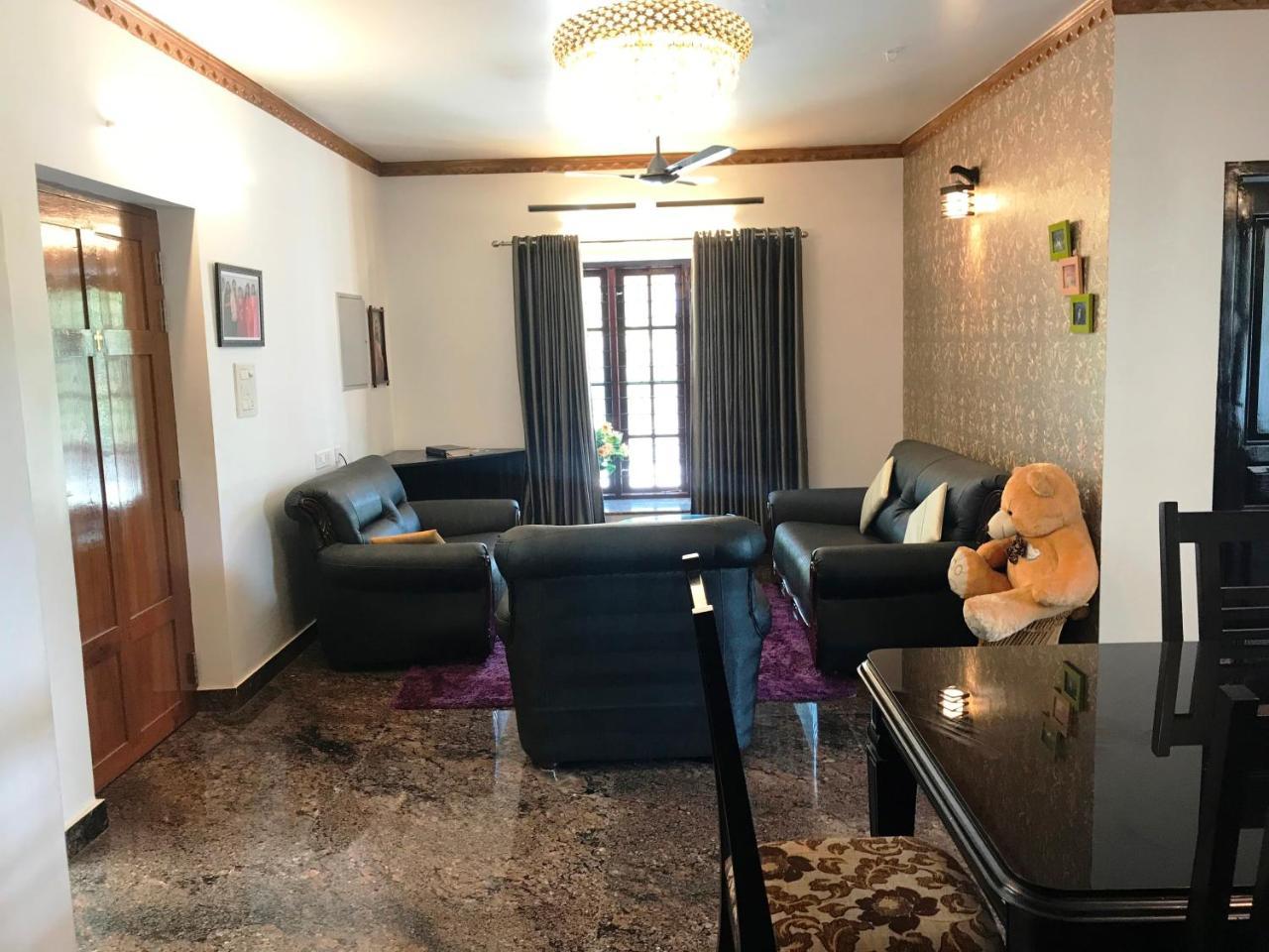 Beersheba Three Bed Room A/C Apartments Thiruvananthapuram Εξωτερικό φωτογραφία