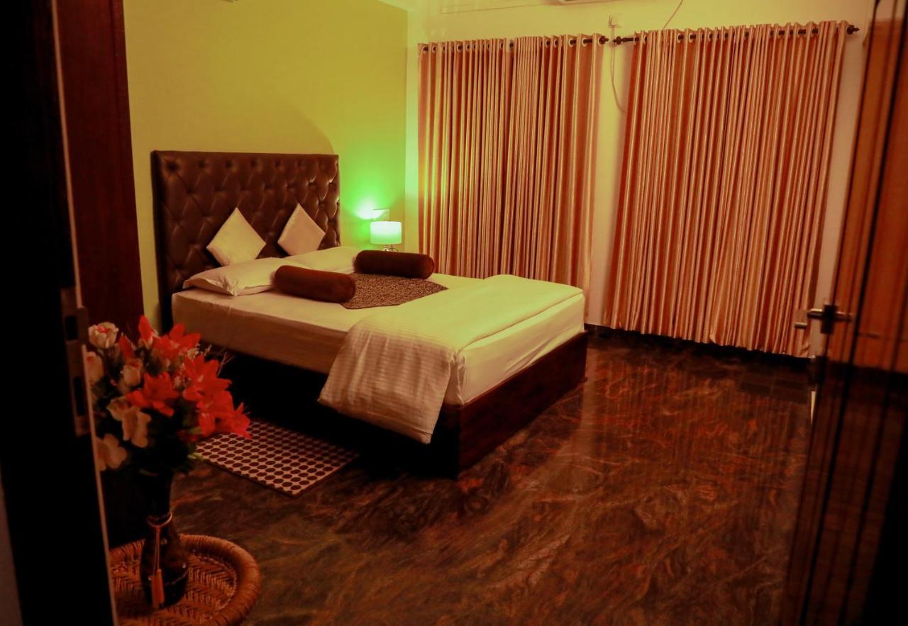 Beersheba Three Bed Room A/C Apartments Thiruvananthapuram Εξωτερικό φωτογραφία